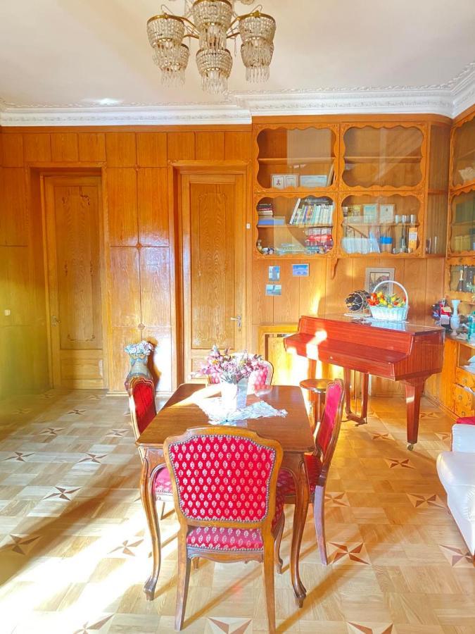 K&N Guesthouse Tbilisi Esterno foto
