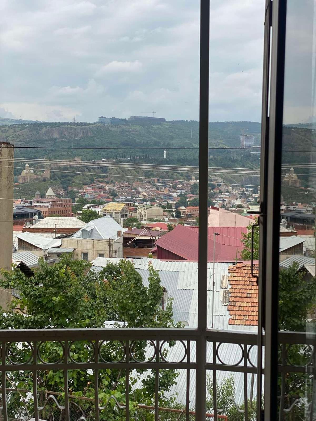 K&N Guesthouse Tbilisi Esterno foto